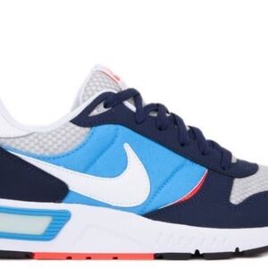 Nike Nightgazer - Midnight navy blue White vivid blue laser Youth size 5 1/2